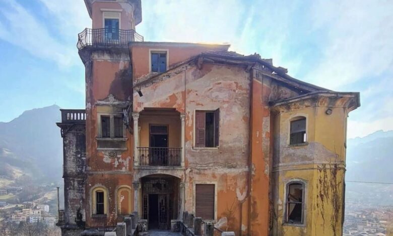 Italy’s Villa Ada Remains Frozen in Time